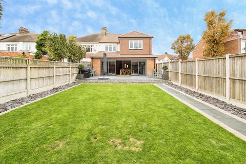 5 bedroom semi-detached house for sale, Keswick Avenue, HORNCHURCH, Essex, RM11