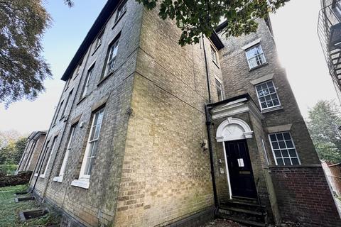 1 bed flat/apartment for rent in Tower Lodge, Rugby, CV22