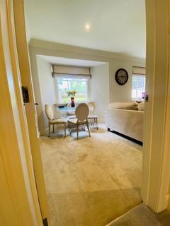 2 bedroom flat to rent, Pittville Lawn, Pittville, Cheltenham, GL52 2BH