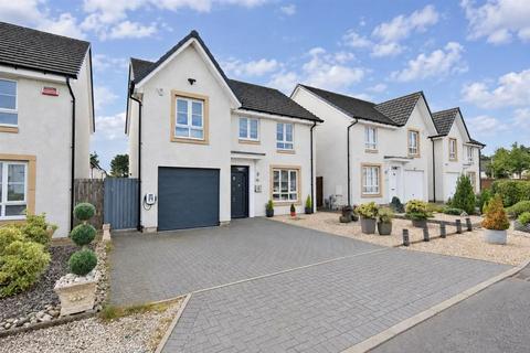 4 bed detached house for rent in Howatston Court, Livingston, EH54