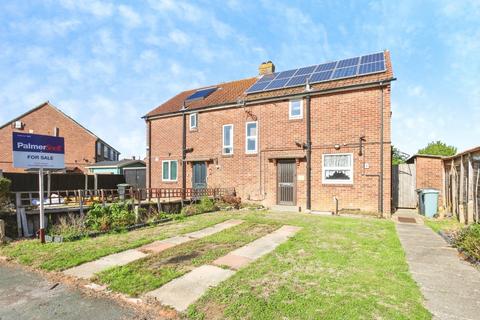 2 bedroom semi-detached house for sale