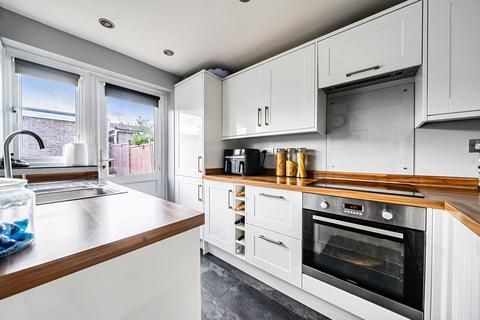 3 bedroom house for sale, Highbury Road, Tilehurst, Reading