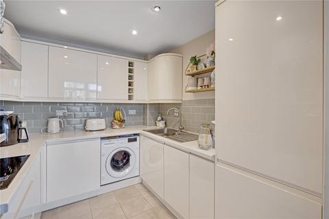 2 bedroom flat to rent, Western Beach Apartments, 36 Hanover Avenue, Royal Victoria Dock, E16