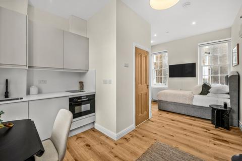 Studio to rent, Arvon Court, 3 Titchborne Row, W2