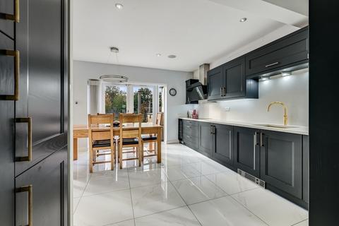 4 bedroom bungalow for sale, Gordon Road, Moulsham Lodge, Chelmsford
