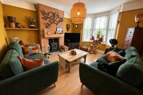 2 bedroom semi-detached house for sale, Station Road, Westbury