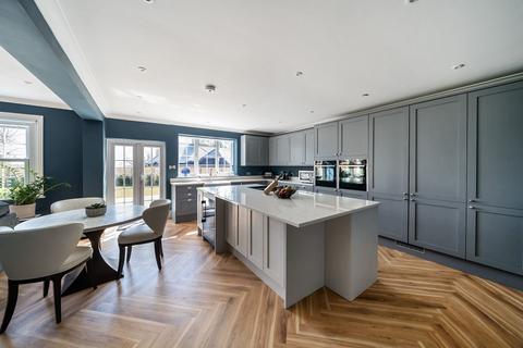 5 bed detached house for rent in Holmewood Ridge Langton Green TN3