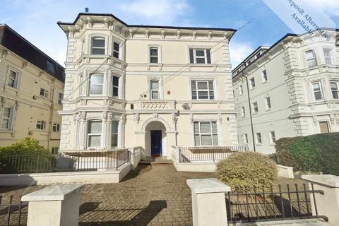 2 bed flat/apartment for rent in Upper Grosvenor Road Tunbridge Wells TN1