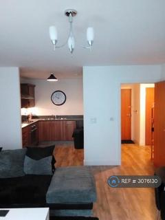 1 bed flat/apartment for rent in Worsdell Drive, Gateshead, NE8