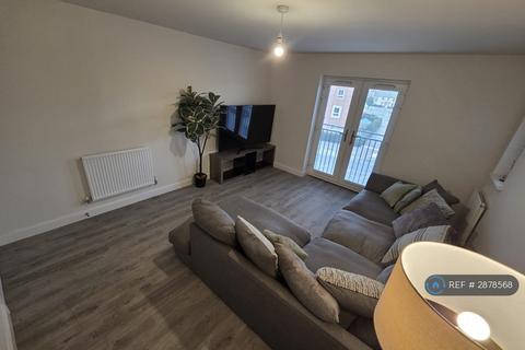 2 bed flat/apartment for rent in Broughton, Aylesbury, HP22