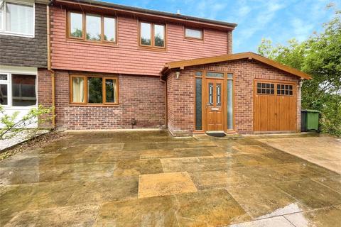 4 bed semi-detached house for rent in The Incline, Telford TF1