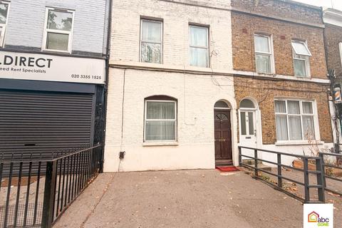 4 bed terraced house for rent in Leytonstone Road, London, E15 1TQ, UK
