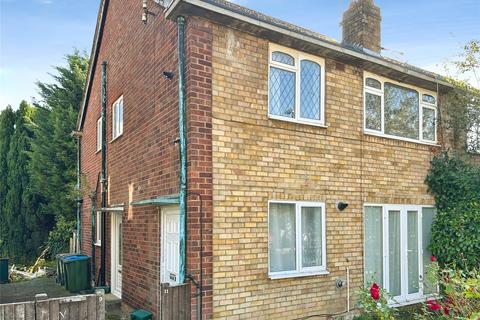 2 bedroom maisonette for sale