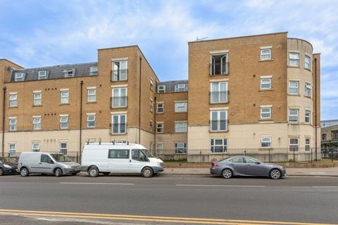2 bed flat/apartment for rent in Zion Place, Margate, Kent, CT9