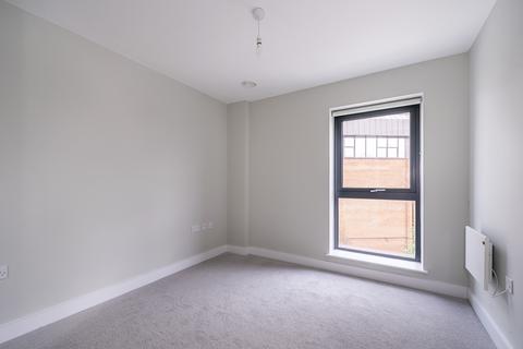 2 bed flat/apartment for rent in Purl House, 10 Market St Newbury RG14