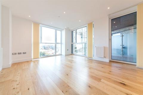 1 bed flat/apartment for rent in Sovereign Tower, Canning Town E16