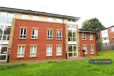 2 bed flat/apartment for rent in Mayfair Court, Prenton, CH43