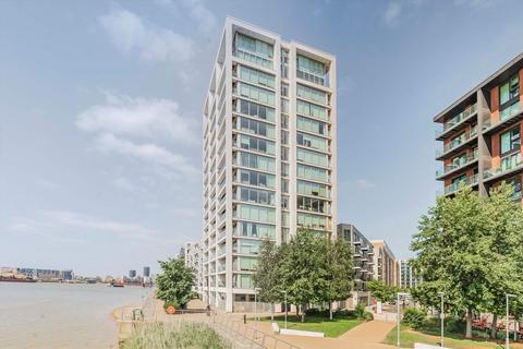 2 bed flat/apartment for rent in Admiralty Avenue, London E16