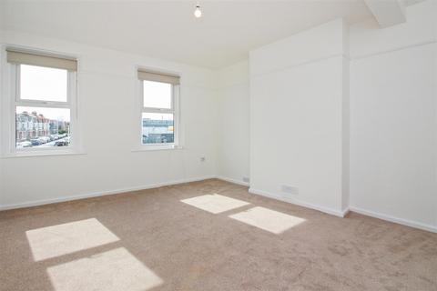 2 bed flat/apartment for rent in Northdown Road, Cliftonville, Margate, CT9