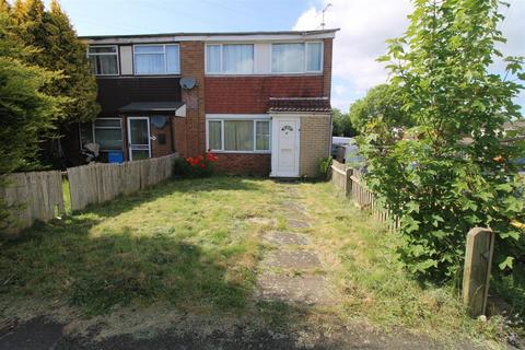 3 bed terraced house for rent in Nelson Close, Daventry NN11