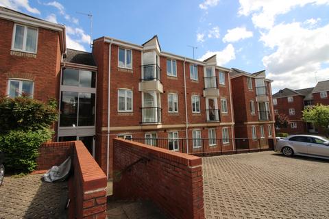 2 bed flat/apartment for rent in Emscote Road, Warwick, CV34