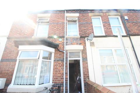 4 bedroom terraced house to rent, Belle Grove West, Newcastle upon Tyne NE2