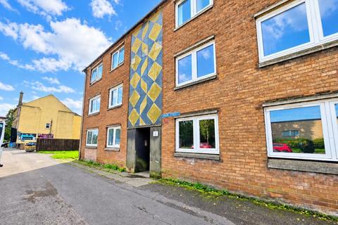 2 bed flat/apartment for rent in Main Street, Camelon, FK1