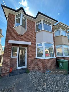 3 bed semi-detached house for rent in Lowestoft Road, Great Yarmouth, NR31