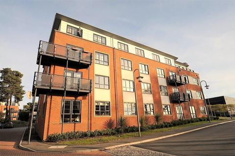 1 bed flat/apartment for rent in Lincoln Court, Farnborough GU14