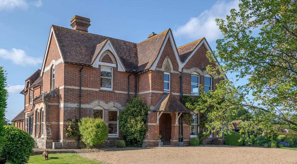 Brenchley, Tonbridge Wells, Kent, TN12 6 bed detached house to rent - £ ...