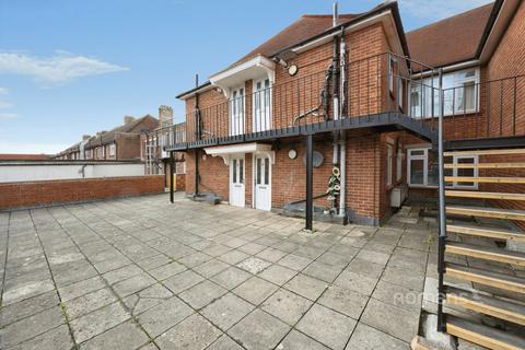 1 bed flat/apartment for rent in Fleet Road, Fleet, GU51