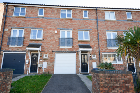 3 bed terraced house for rent in St. Cuthberts Road, Gateshead