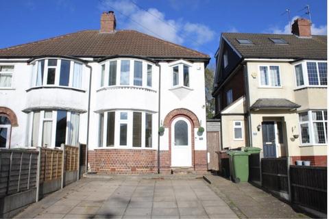 3 bed semi-detached house for rent in Delrene Road, Shirley B90