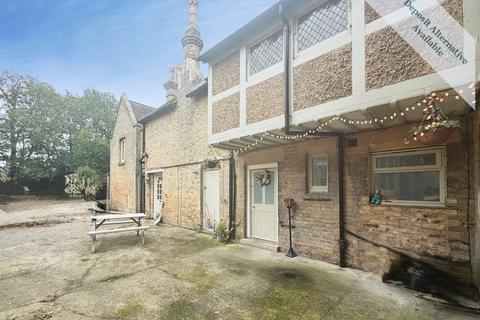 2 bed cottage for rent in Poorhole Lane Broadstairs CT10