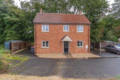 2 bed flat/apartment for rent in 5a Forester Grove, Arleston