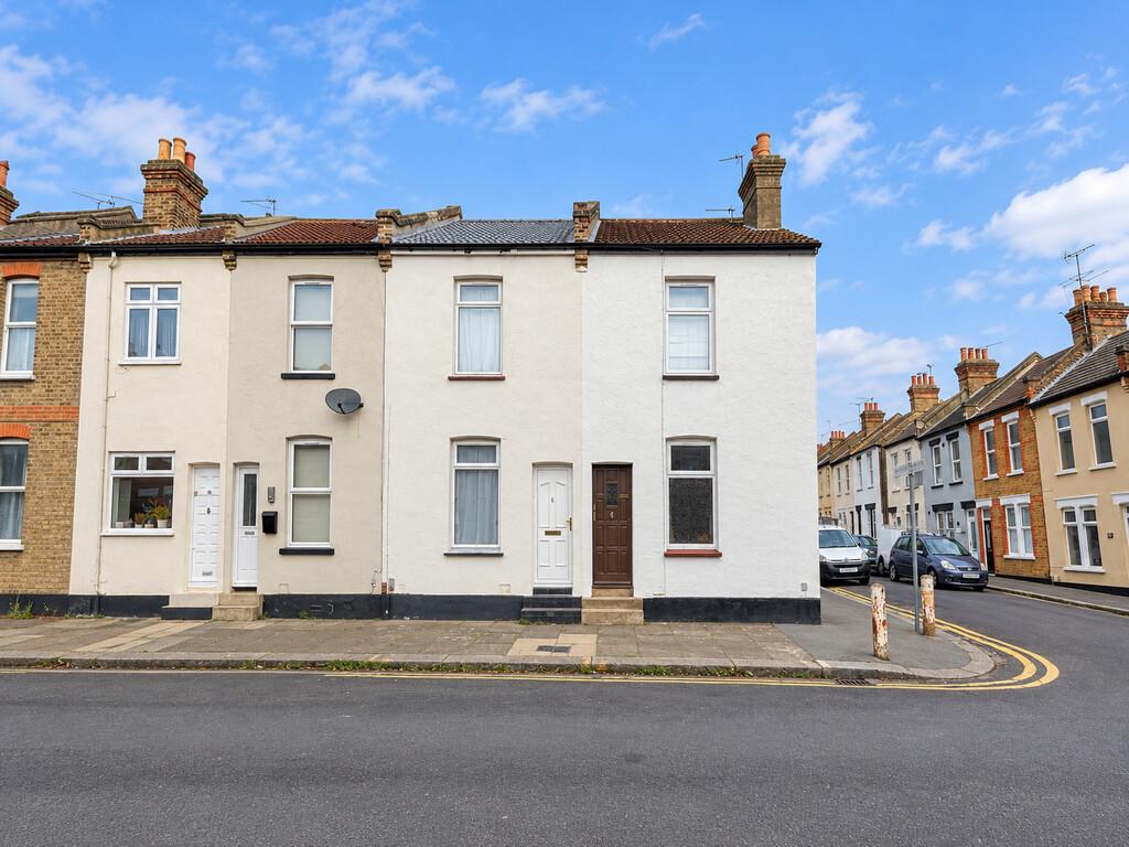 Fernbrook Avenue, Southend On Sea SS1 2 bed terraced house for sale - £ ...