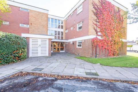 2 bed flat/apartment for rent in Somerstown, Chichester