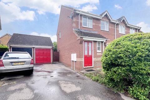 3 bed semi-detached house for rent in Tassel Road, Bury St. Edmunds IP32