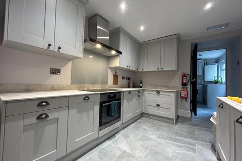 8 bed terraced house for rent in Baker Street, Aberystwyth SY23