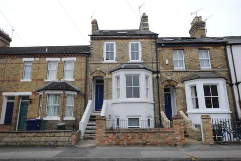 5 bedroom house to rent