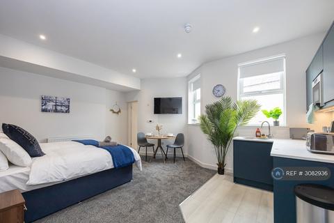 1 bed flat/apartment for rent in West End Road, Morecambe, LA4