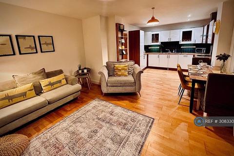 2 bed flat/apartment for rent in Flemingate Court, Beverley, HU17
