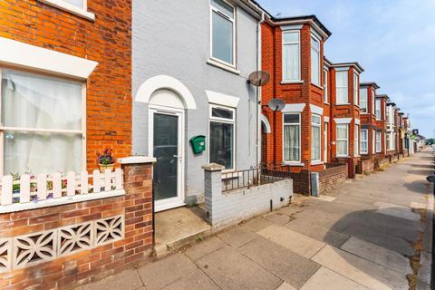 2 bed terraced house for rent in Northgate Street, Great Yarmouth, NR30