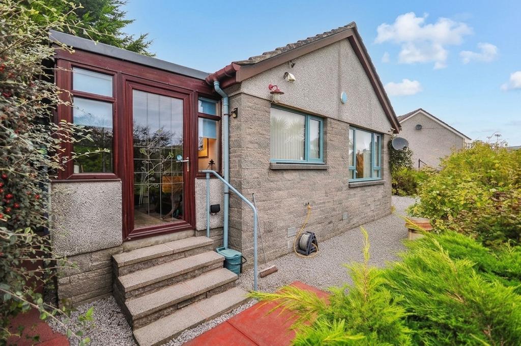 Portaprick Heugh Rise, Portpatrick, DG9 2 bed detached house for sale - £150,000