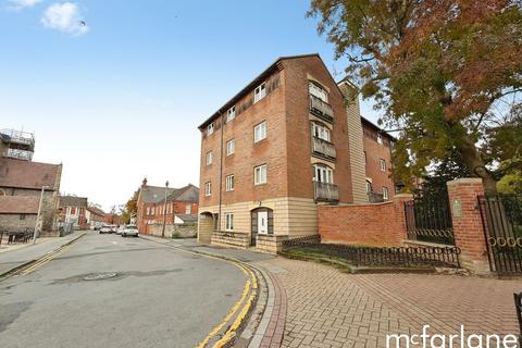 2 bed flat/apartment for rent in Lincoln Street, Swindon SN1