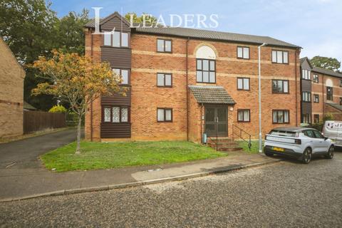 2 bed flat/apartment for rent in Bullen Close, Bury St. Edmunds, Suffolk, IP33