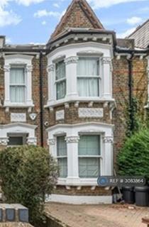 5 bed terraced house for rent in Ravenscourt Park, London, W6