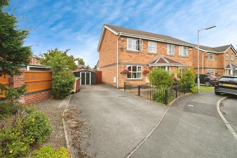 3 bed semi-detached house for rent in Haseley Close, Manchester M26