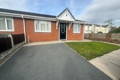 2 bed bungalow for rent in Rock Lane West, Birkenhead, CH42