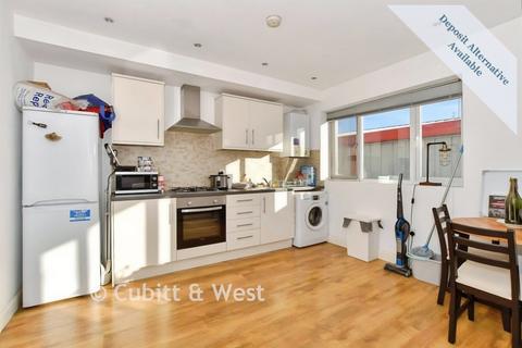 1 bed flat/apartment for rent in Gatwick Road, Crawley, RH10